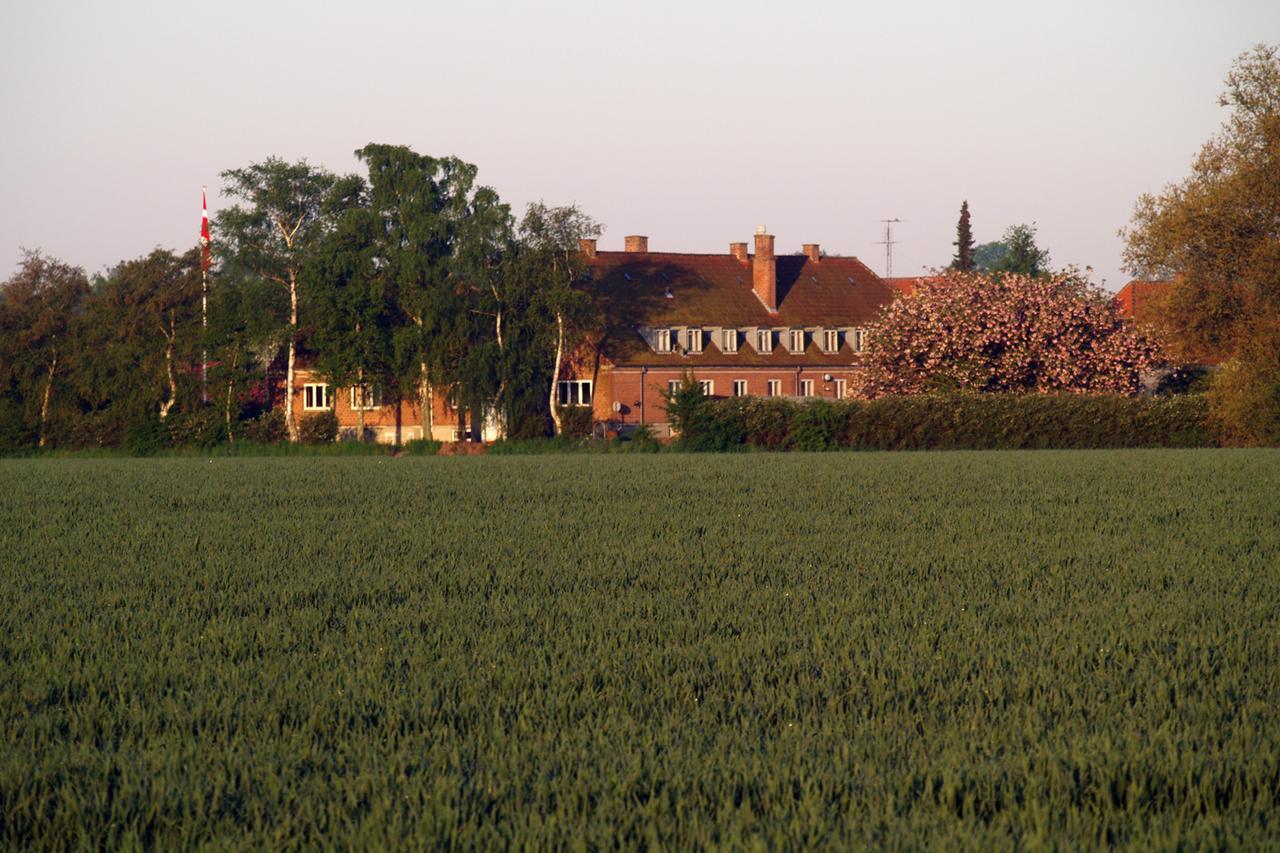 Hotel Lolland Nørreballe Buitenkant foto